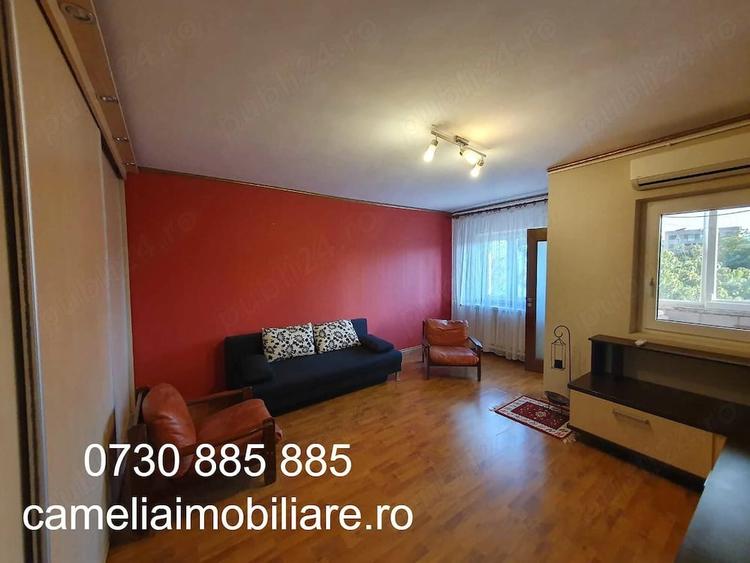 Apartament cu 3 camere decomandat în Lujerului