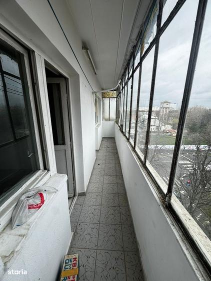 Apartament cu 2 camere semidecomandat în Berceni