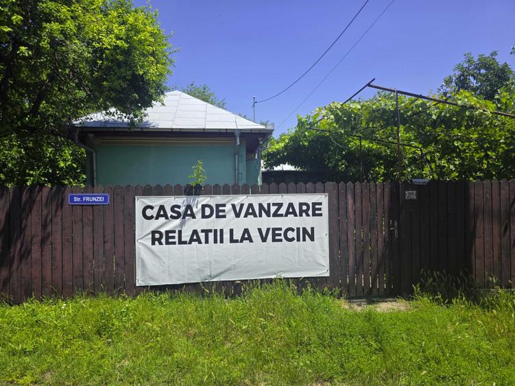 Casă cu 4 camere în Central