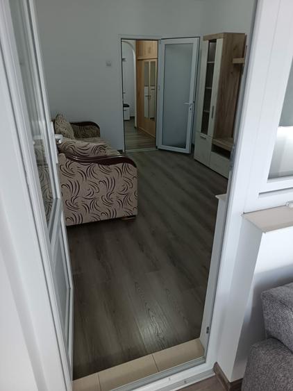 Garsonieră în Micro 14