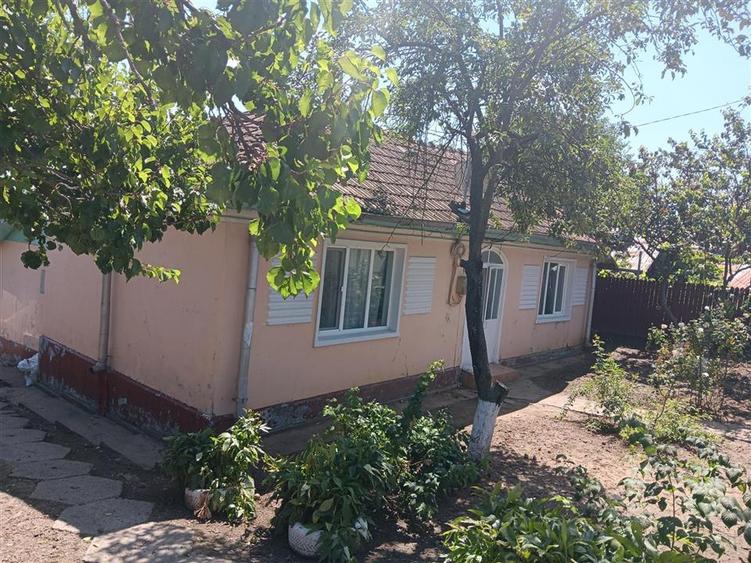 Casă individuală cu 3 camere cu Teren 554 Mp în Ciurea
