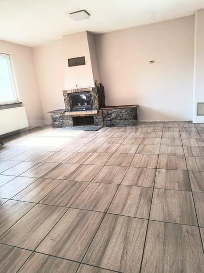 Casă individuală cu 4 camere cu Teren 190 Mp în Bariera Vâlcii