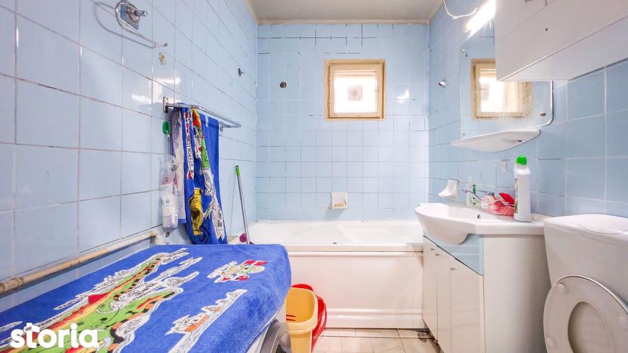 Apartament cu 4 camere în Tei