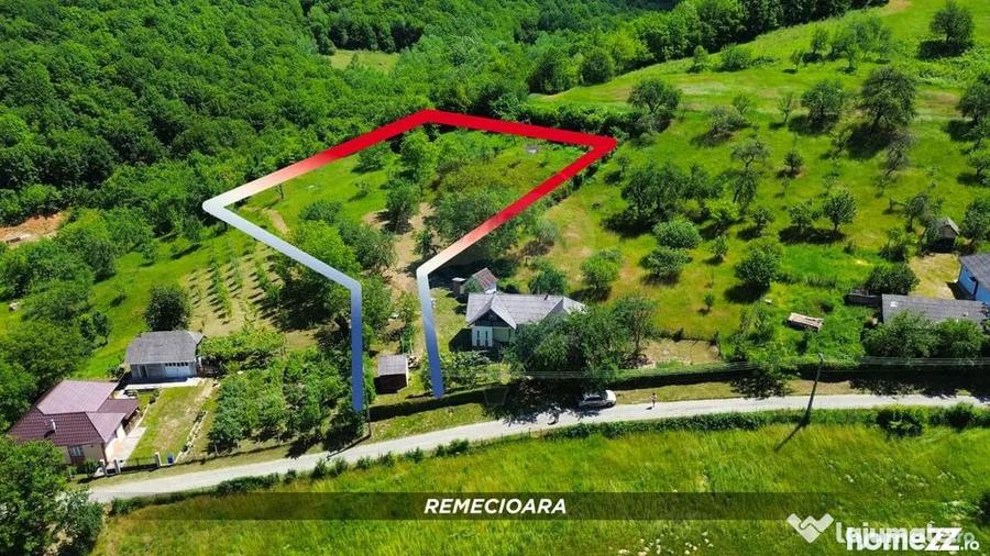 Teren în Remecioara