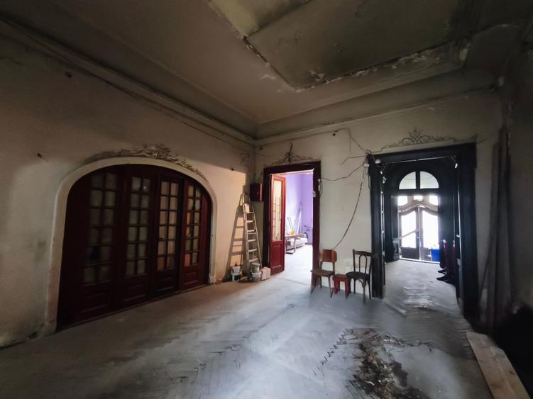 Casă cu 4 camere cu Teren 537 Mp în Rosetti