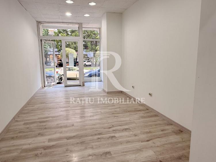 Spațiu comercial, de 120 mp, în Dacia
