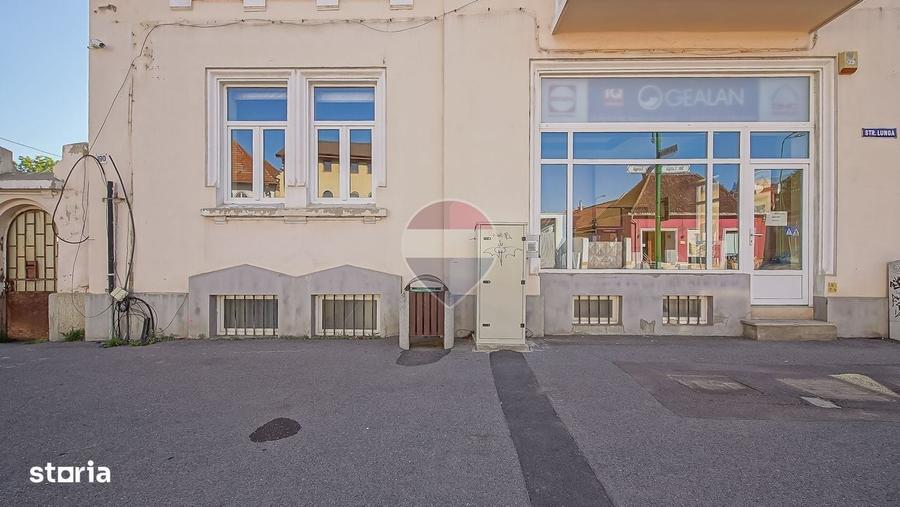 Spațiu comercial, de 120 mp, în Central