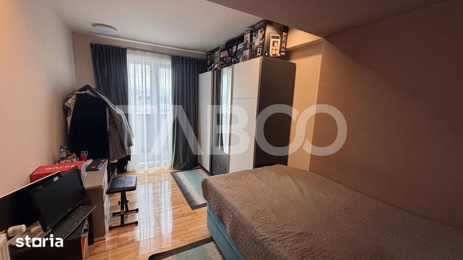 Apartament cu 3 camere decomandat în Lazaret
