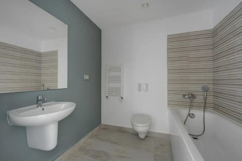 Apartament cu 3 camere decomandat în Nord