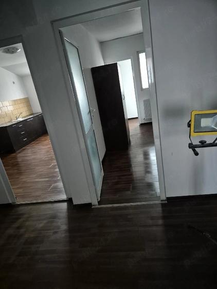 Apartament cu 2 camere decomandat în Vânători