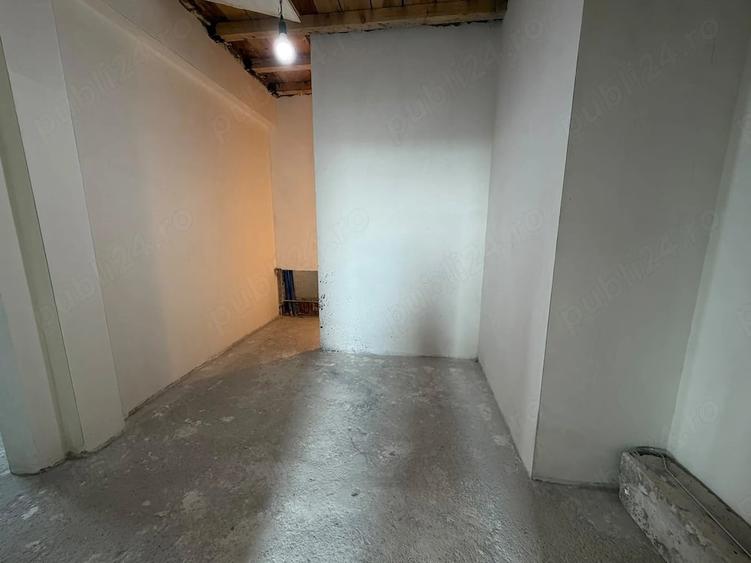 Casă cu Teren 250 Mp în Central