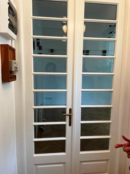 Apartament cu 3 camere semidecomandat în Unirii