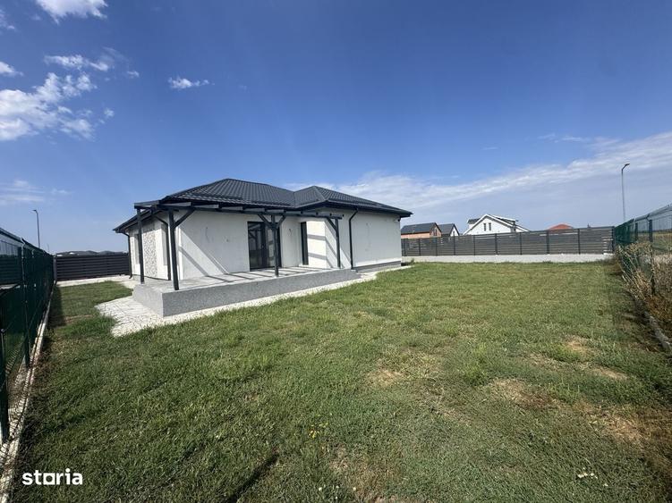 Casă cu 4 camere în Gulia
