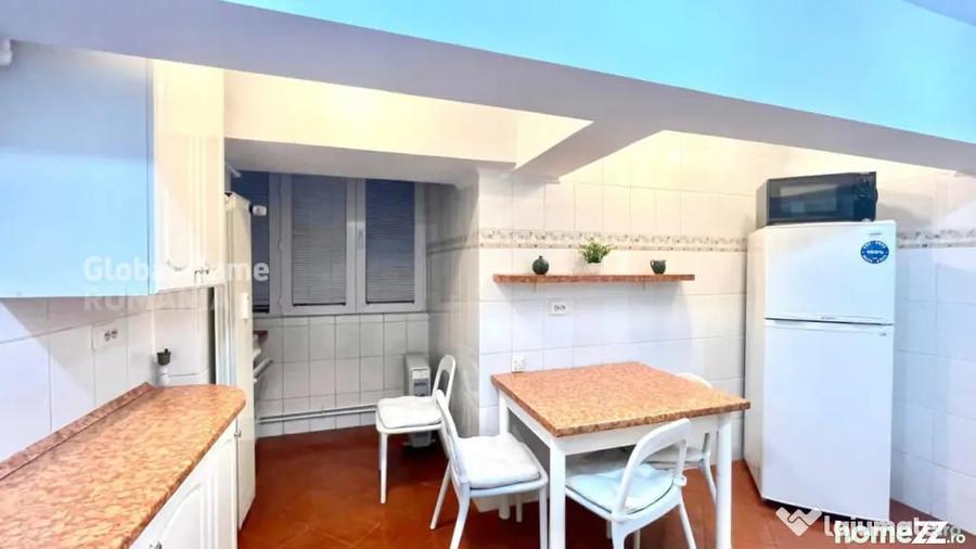 Apartament cu 3 camere decomandat, mobilat în Unirii