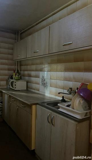 Apartament cu 3 camere în Colentina