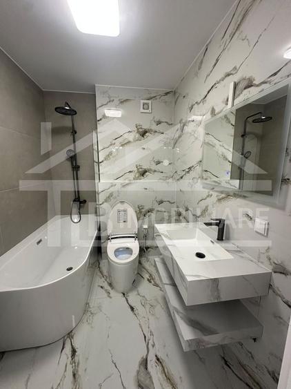 Apartament cu 3 camere semidecomandat în Tudor