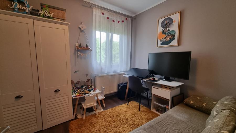 Apartament 3 camere parter zona centrala - 9