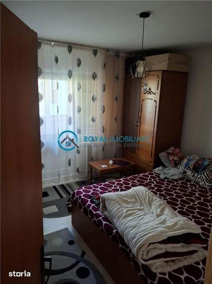 Apartament cu 3 camere decomandat în Cantacuzino