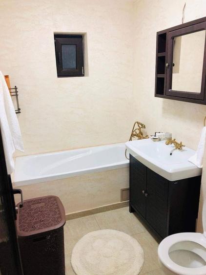 Apartament cu 2 camere decomandat în Tolstoi
