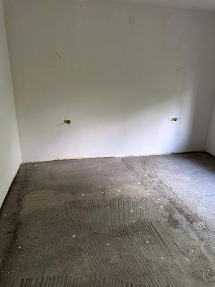Casă individuală cu 4 camere cu Teren 1420 Mp în Clondiru de Sus
