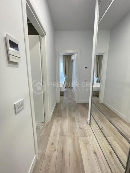 Apartament cu 2 camere decomandat în Podu Roș