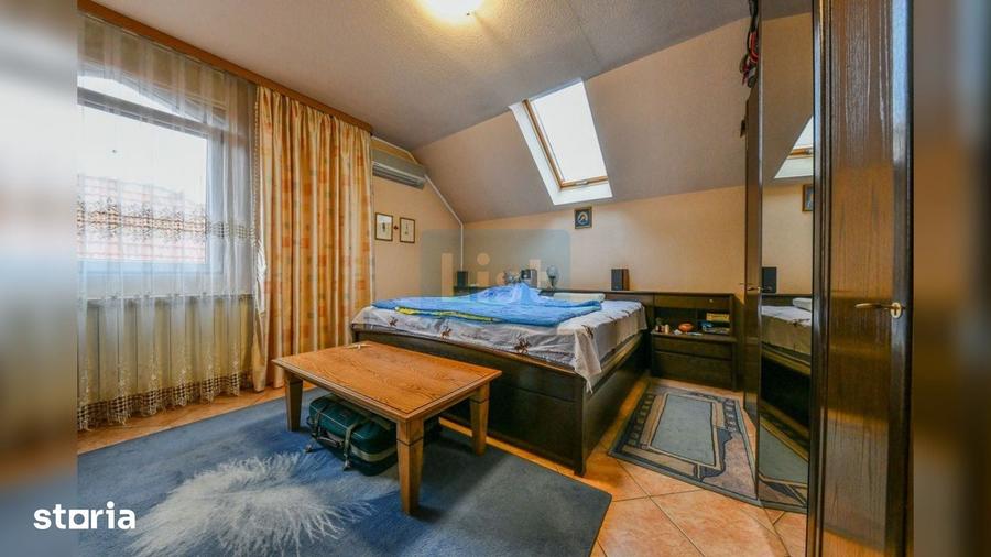 Casă cu 6 camere cu Teren 400 Mp în Gheorgheni