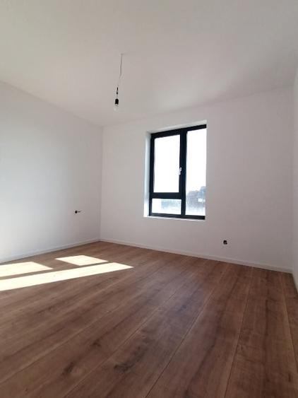 Duplex cu 4 camere cu Canalizare în Moșnița Nouă