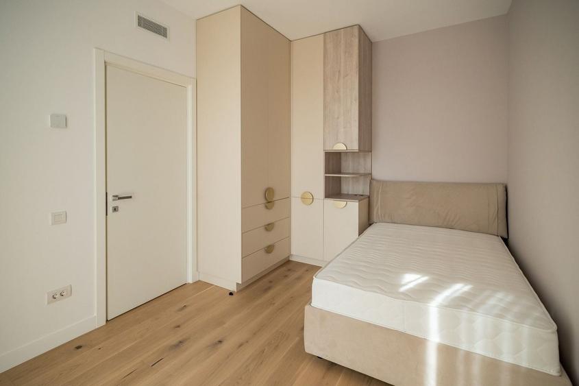 Duplex cu 4 camere cu Piscina în Tunari