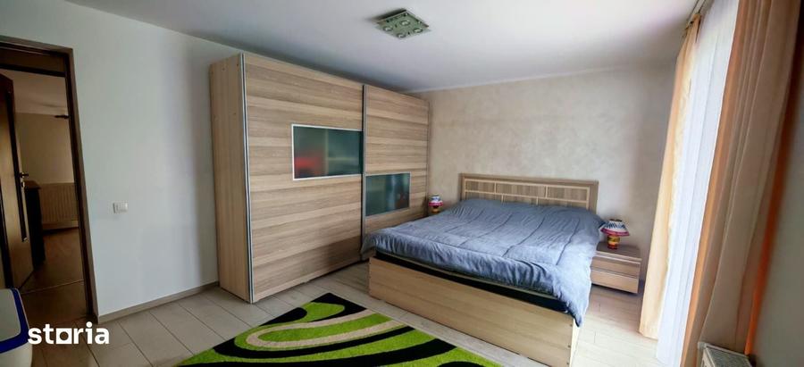 Casă cu 4 camere decomandat cu Teren 177 Mp în Central