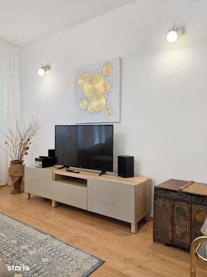 Casă cu 3 camere cu Teren 200 Mp în Central