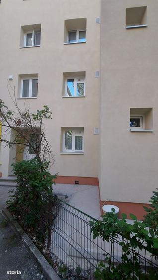 Apartament cu 3 camere decomandat, mobilat în Nicolae Grigorescu
