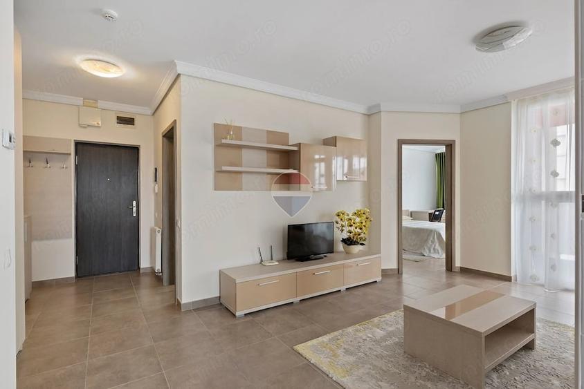 Apartament cu 3 camere semidecomandat în Funcționarilor