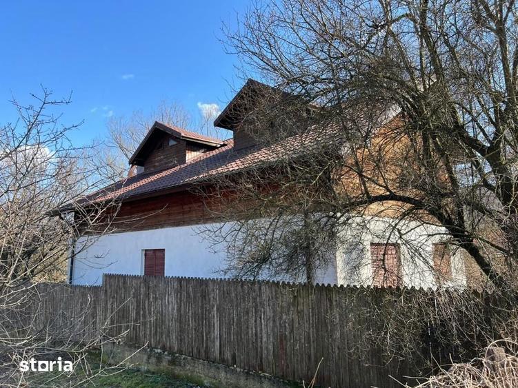 Casa la tara locuibila, cu gradina, ideala pentru liniste si relaxare - 8