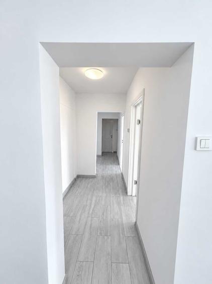 Apartament cu 3 camere decomandat în Lujerului