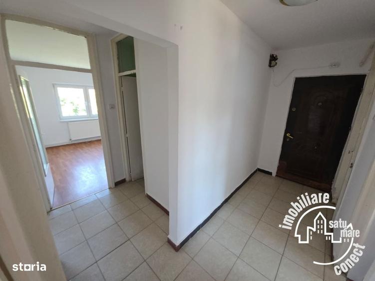 Apartament cu 3 camere semidecomandat în Micro 17