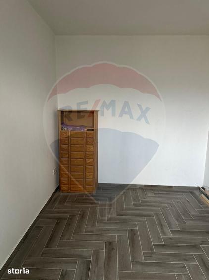 Apartament cu 2 camere de vanzare Savinesti - 16