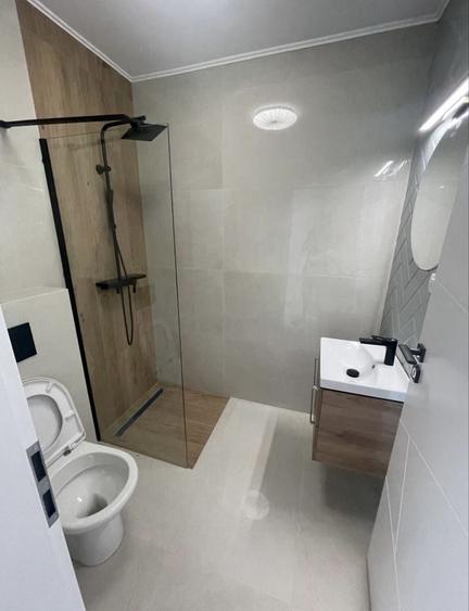 Casă cu 4 camere cu Teren 630 Mp în Central