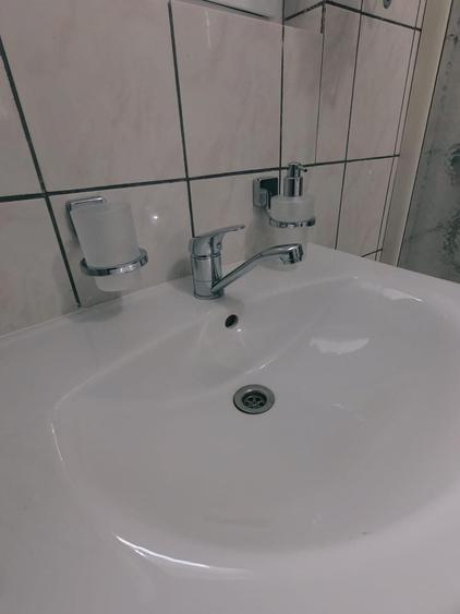 Apartament cu 2 camere decomandat în Piața Cluj