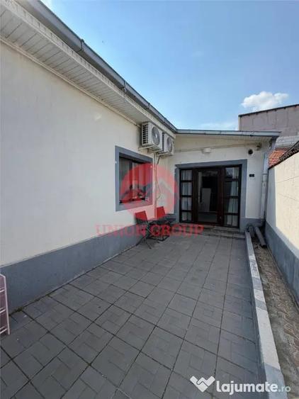 Casă cu 3 camere cu Teren 107 Mp în Delfinariu