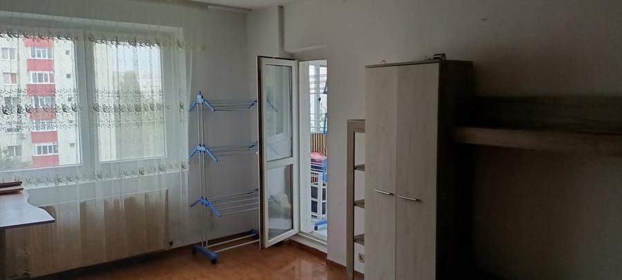 Apartament decomandat în Apărătorii Patriei