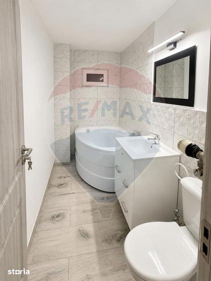 Apartament cu 3 camere în Tei