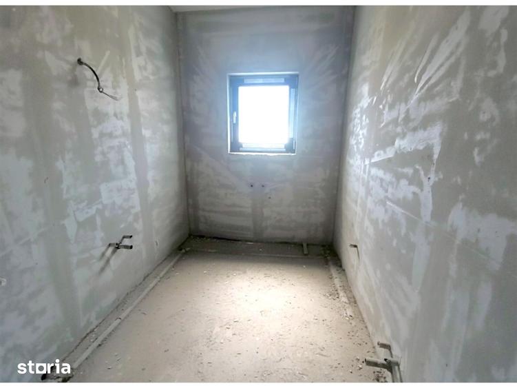 Casă cu 6 camere cu Teren 474 Mp în Șcheia