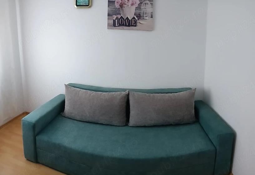Apartament cu 3 camere semidecomandat în Sălăjan
