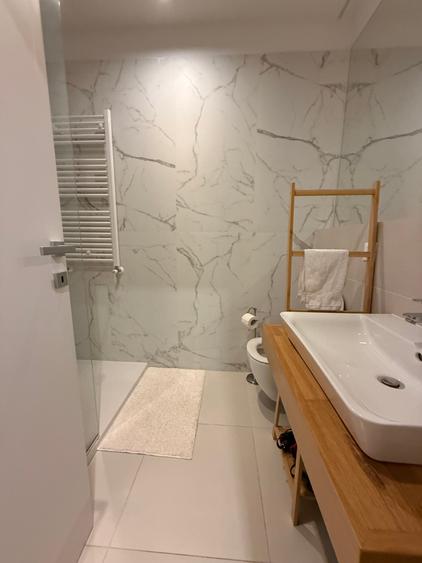 Apartament cu 2 camere decomandat în Aviației