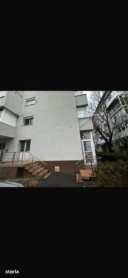 Apartament cu 4 camere în Central
