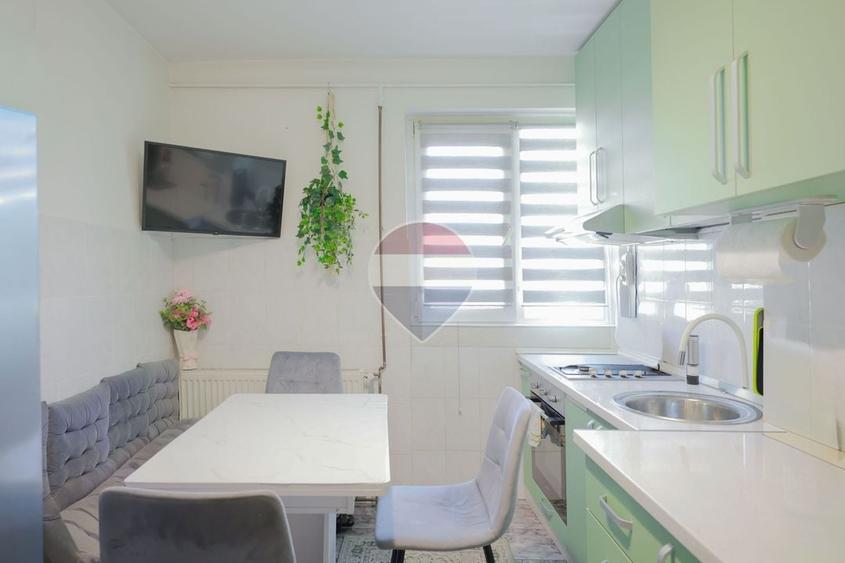 De vânzare apartament cu 2 camere, în zona Nufărul - 8