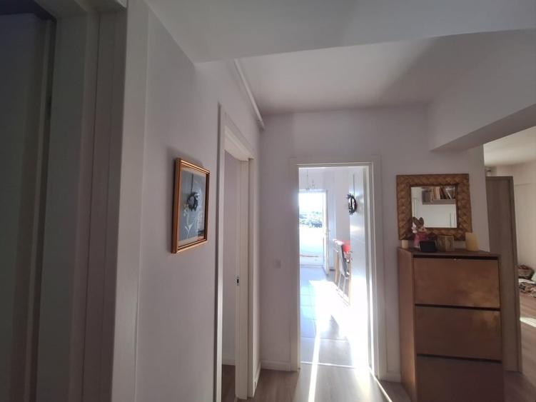 Apartament cu 2 camere decomandat în Dacia