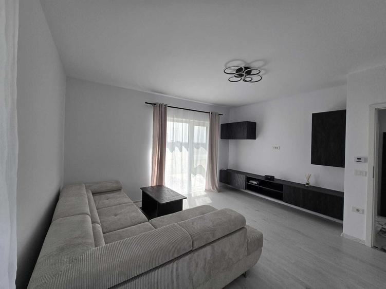 Inchiriez apartament 2 camere - 1