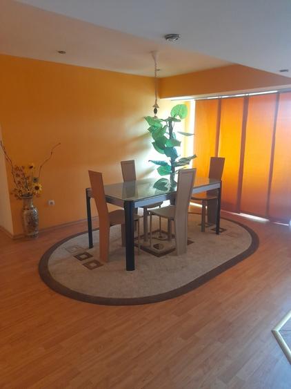 Apartament cu 3 camere decomandat în Ultracentral