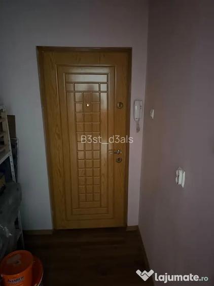 Garsoniera pe centru Bulevard in Petrosani